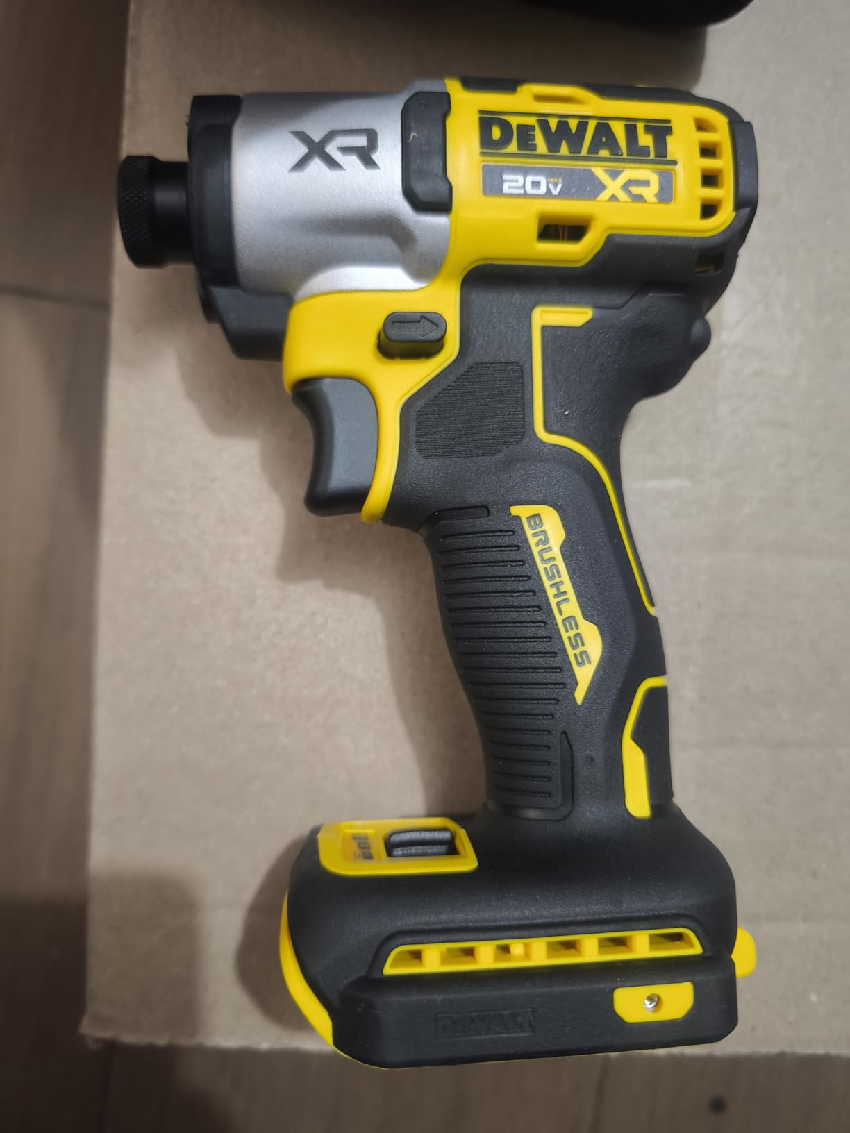 DEWALT 20V MAX Impact Driver, Cordless, 3-Speed, Battery and Charger Included (DCF845P1) customer photo 1
