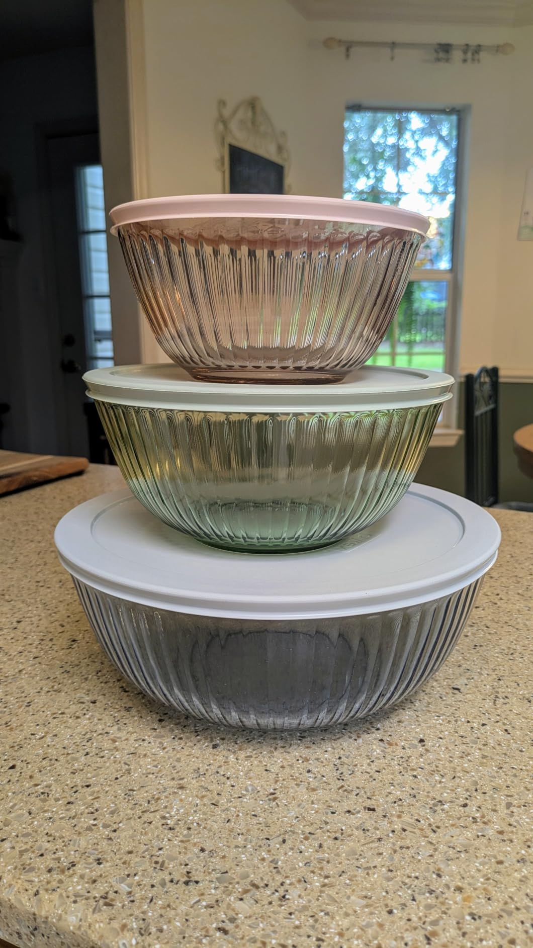 Pyrex Colors Tinted (3-Pack, Full Set) Sculpted Tinted Glass Mixing Bowls With Plastic Lids, Nesting Space Saving Set of Bowls For Prepping and Baking, 1.3QT, 2.3QT & 4.5QT customer photo 1