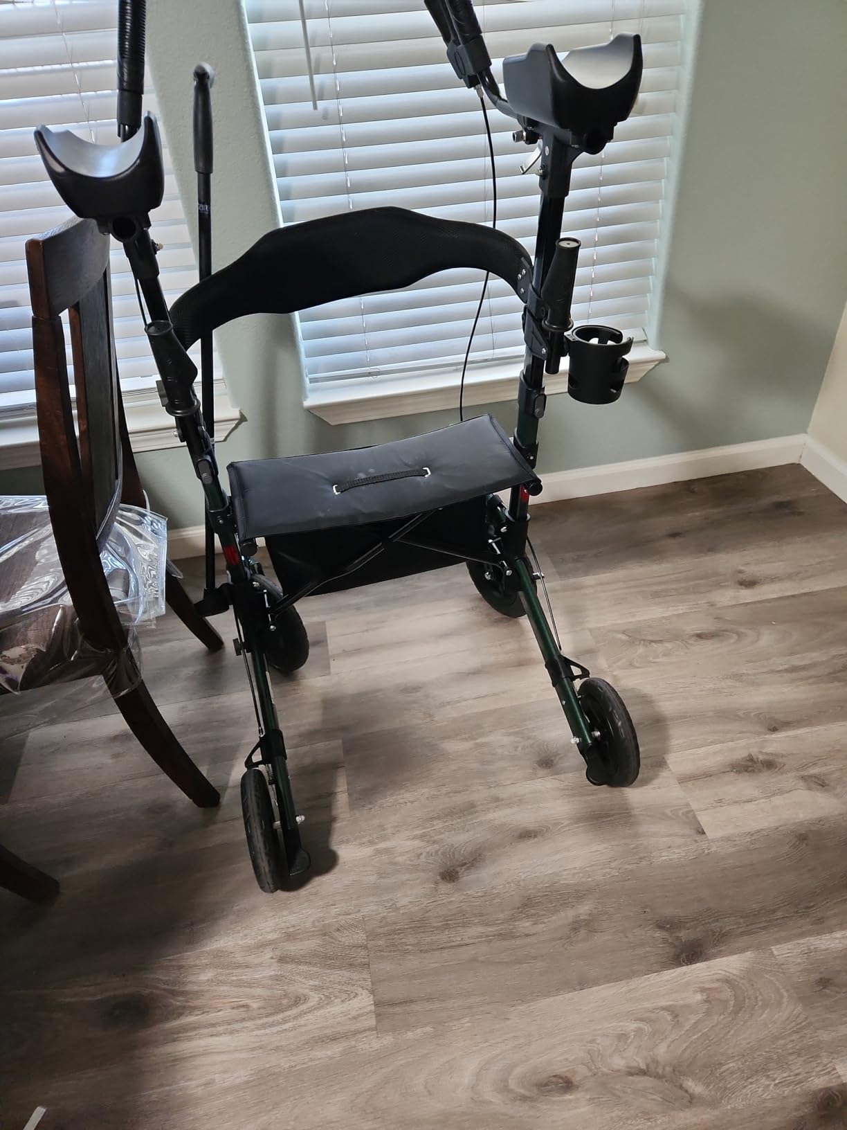 Helavo All Terrain Upright Walker with Flat-Free Solid Rubber Tires - Outdoor Stand Up Walker for Seniors - Tall Standing Rollator with Seat customer photo 2
