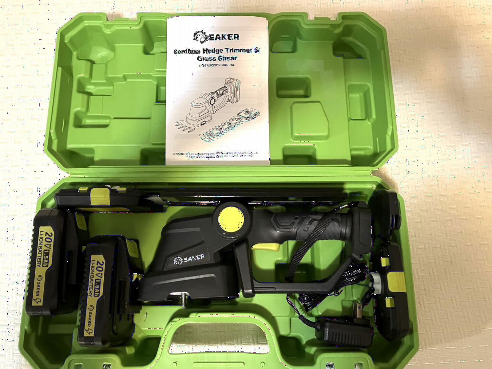 Saker 20V Cordless Hedge Trimmer,2 in 1 Bush Trimmer with 2 Battery customer photo 1