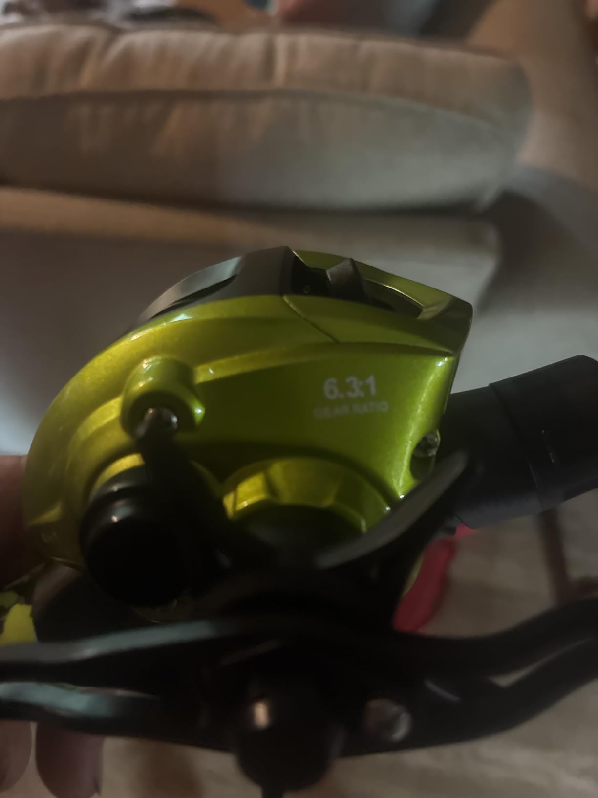 Sougayilang Baitcaster Combo, IM7 Graphite 2Pc Blank Rods,M/MH Power,EVA Handle & Stainless Steel Guides,7.1:1 Gear Ratio, 18LB Drag for Bass, Walleye, Pike customer photo 2