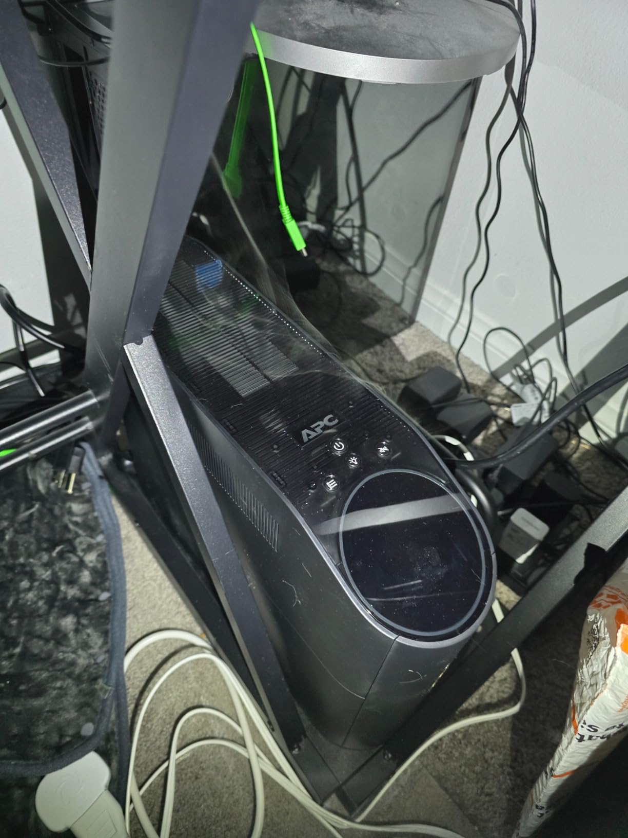 APC Back-UPS Pro Gaming UPS, 1500VA / 900W UPS Battery Backup Surge Protector, 10 Outlets, LCD, Sinewave, Type C Charger, BGM1500B-US customer photo 1