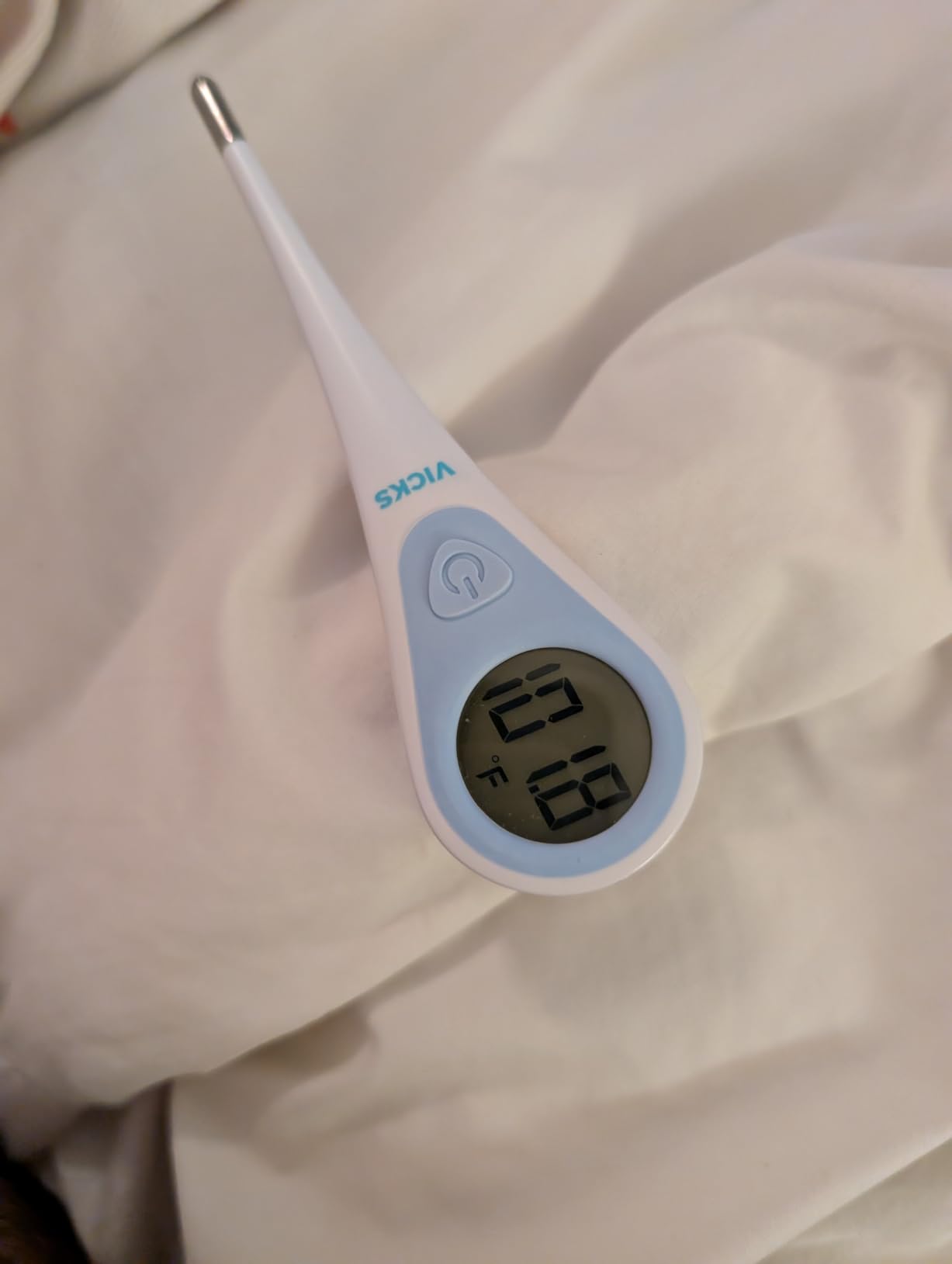 Vicks SpeedRead Digital Thermometer for Baby, Kids & Adults | Color-Coded Readings in 8 seconds, Oral, Baby Rectal Thermometer or Under The Arm, Water Resistant customer photo 1