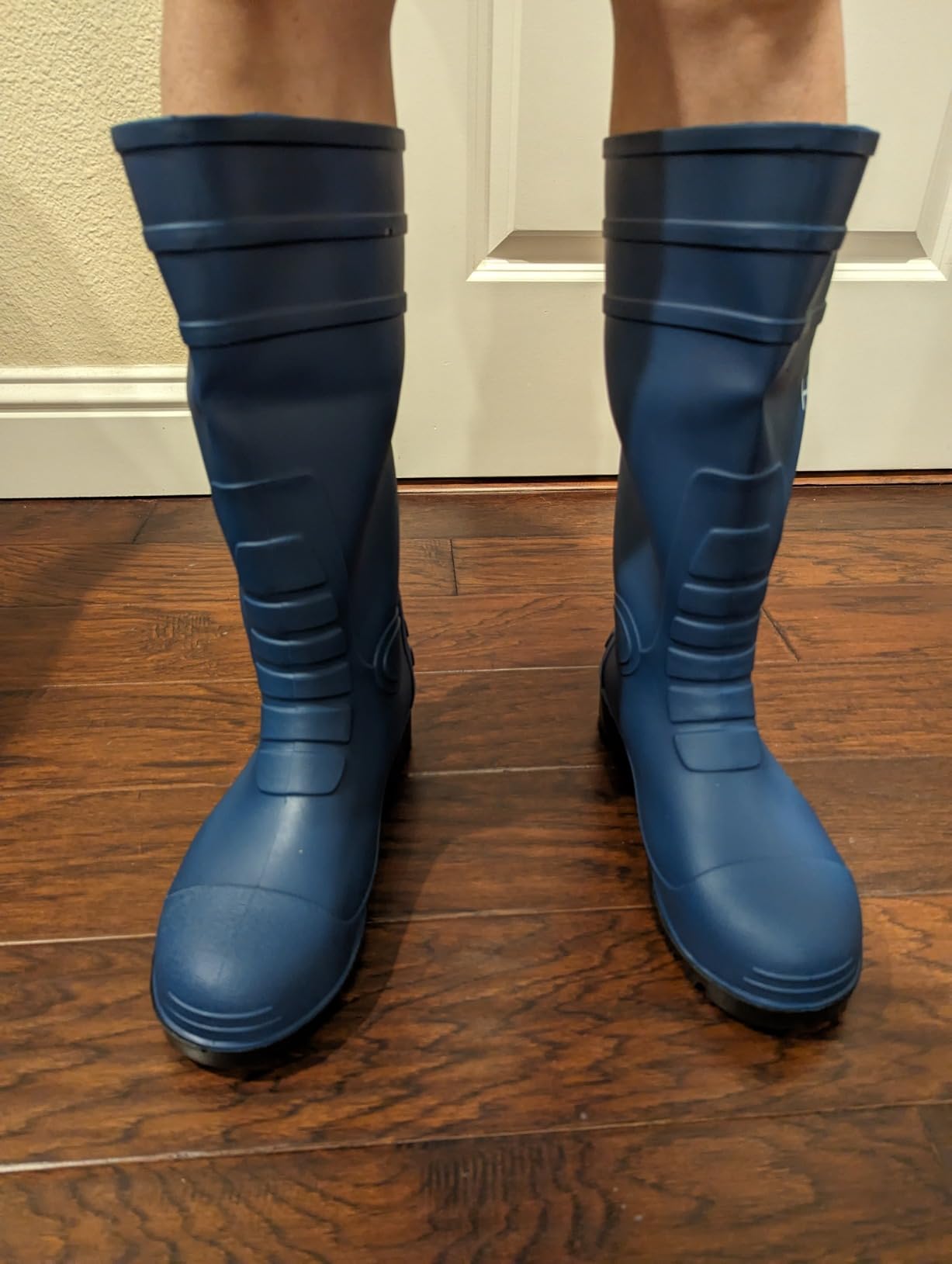 HISEA Men's Rain Boots with Steel Shank Waterproof PVC Rubber Boots customer photo 1