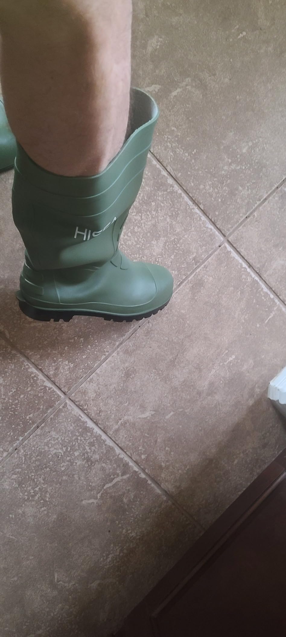 HISEA Men's Rain Boots with Steel Shank Waterproof PVC Rubber Boots customer photo 2