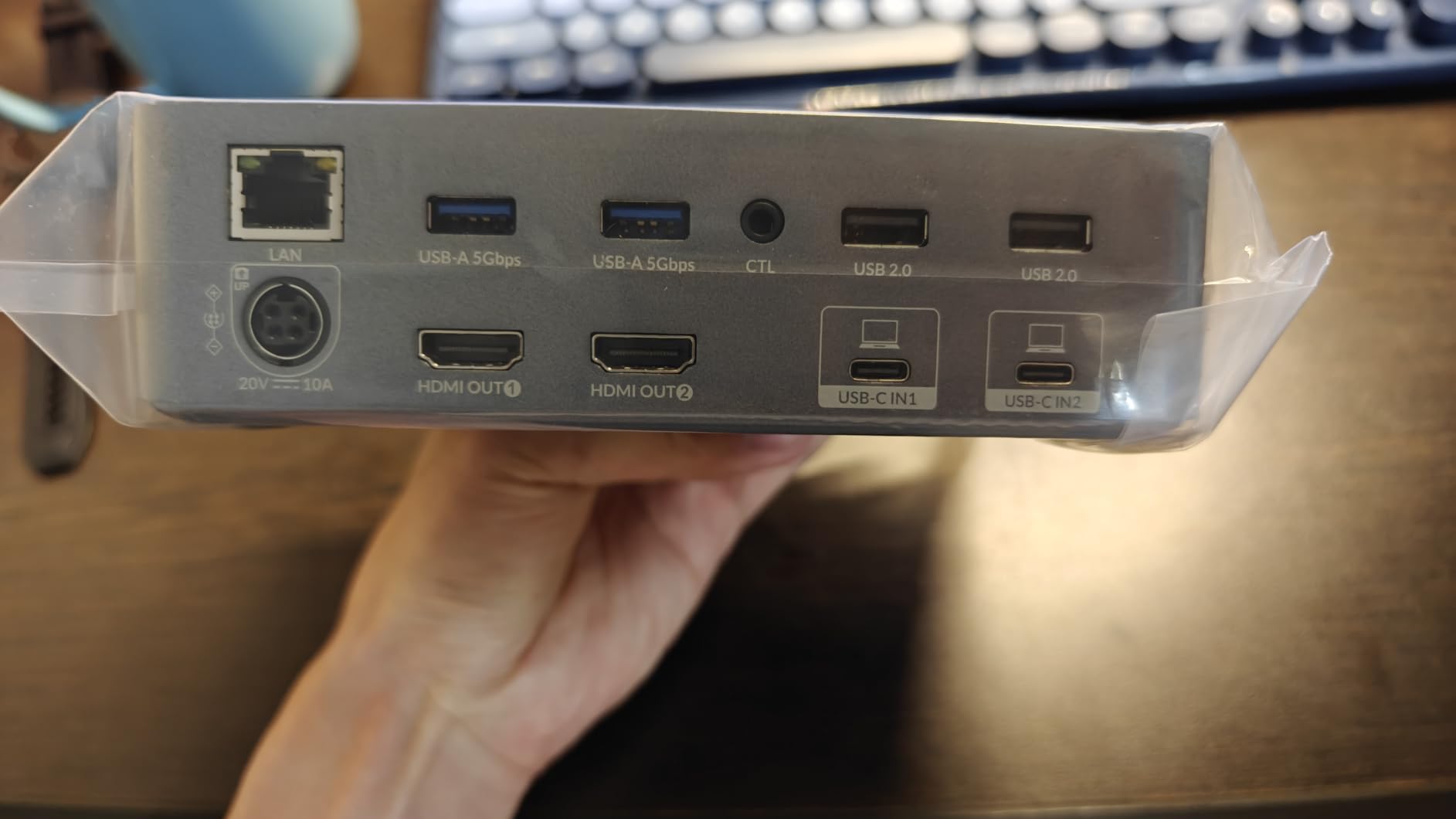 AV Access KVM Switch Dock 2 Monitors 2 Laptops, 4K KVM Switch Dual Monitor | 2 USB C MST Ports, 60W PD for Each PC, 1G Ethernet, EDID Emulation, 2K@144Hz,1080P@240Hz,Plug& Play, Ideal for Home Office customer photo 1