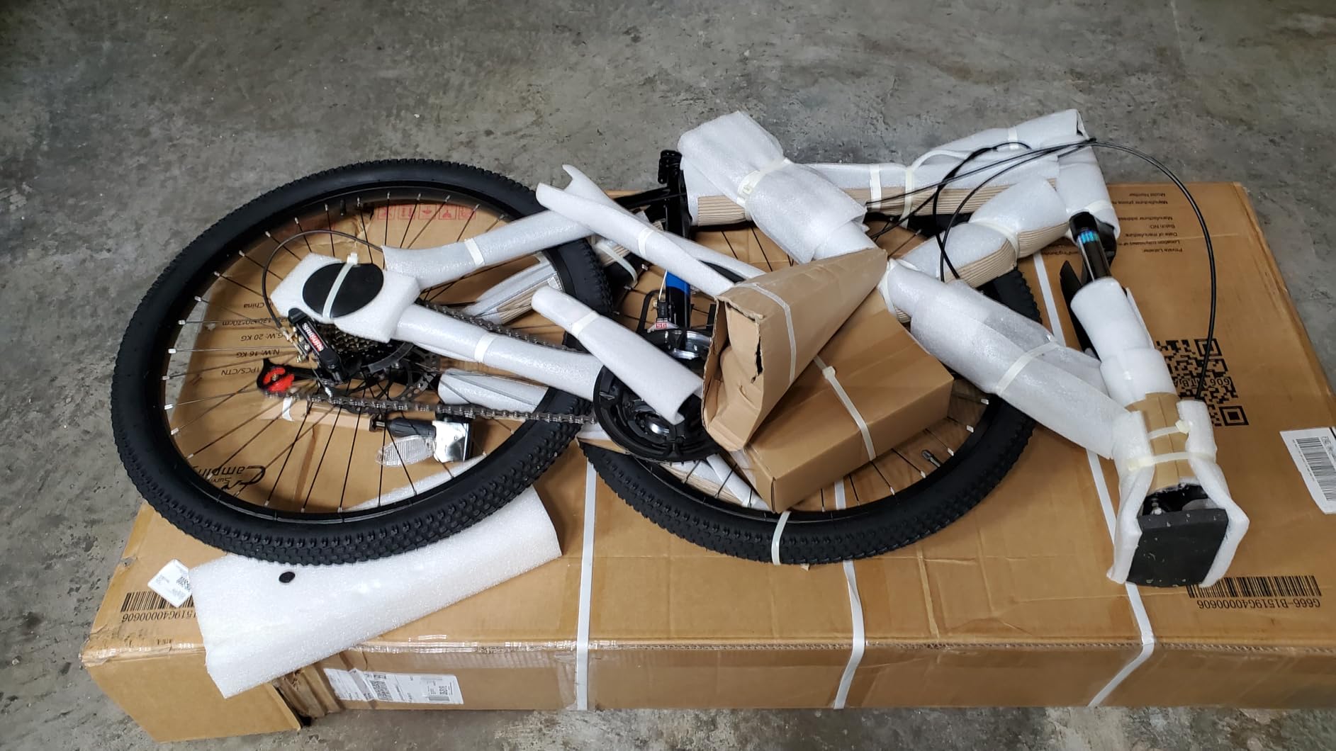 Ktaxon Mountain Bike 24/26/27.5 Inch Men & Women Mountain Bike with 21-Speed customer photo 2