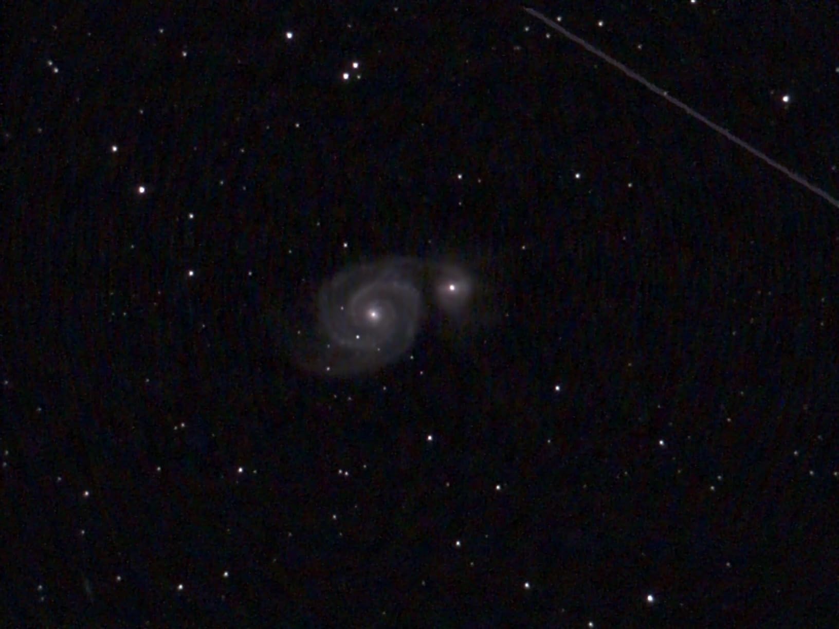 Unistellar Odyssey Smart Telescope (no Eyepiece), 85mm f/3.9 (320mm) Digital & Computerized, App-Controlled Motorized Alt-Az, Enhanced Vision, RAW/FITS Export, 64GB, Tripod, 5h Battery customer photo 1