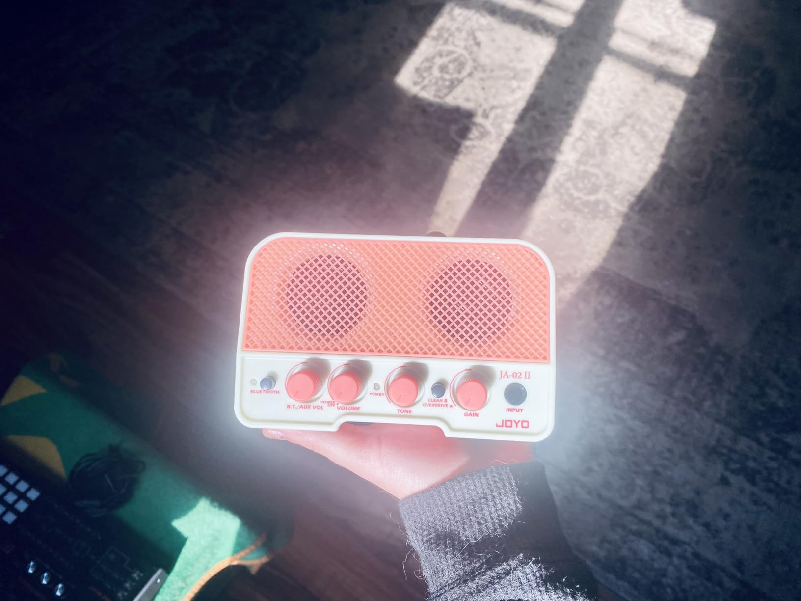 JOYO 5W Mini Guitar Amp Portable Electric Guitar Practice Amplifier with Bluetooth 5.0 (JA-02 II) customer photo 2
