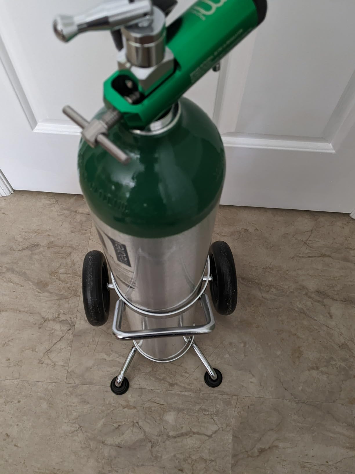 Medfex Oxygen Tank Complete Set - USA Made | 680 Liter Capacity - Standard Size Kit customer photo 2