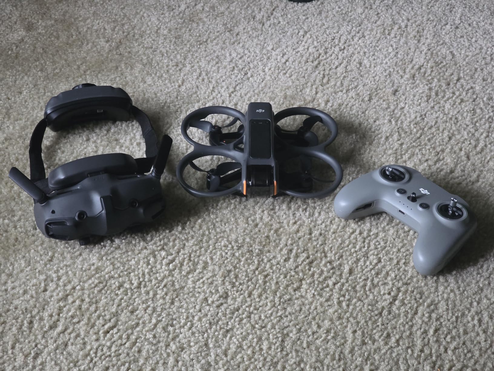 DJI Avata 2 Fly More Combo (1 Battery), FPV Drone With Camera 4K | Includes Goggles 3 & RC Motion 3, Immersive Flight Experience, Built-in Propeller Guard, Easy Flip/Roll customer photo 1