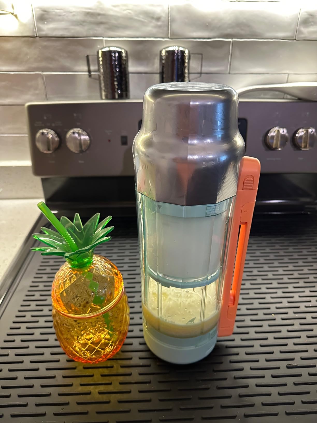 Margaritaville Maui Portable Frozen Drink Machine and Blender customer photo 1