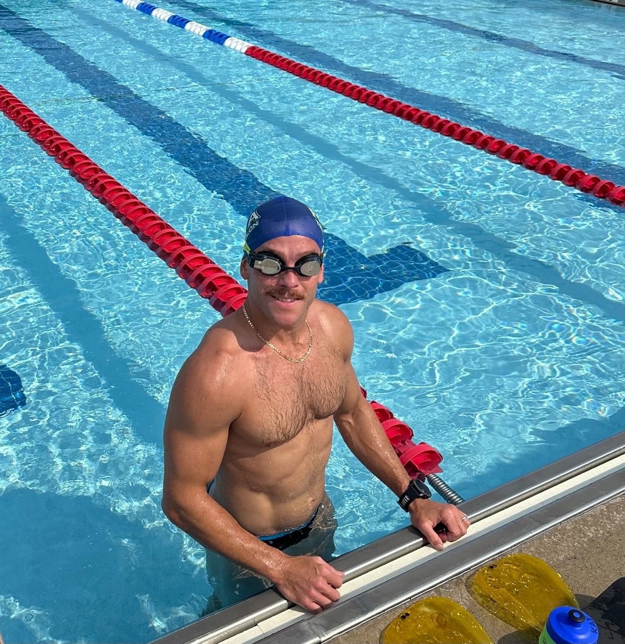 FORM Smart Swim 2 - Goggles with Real-Time Performance Display customer photo 1