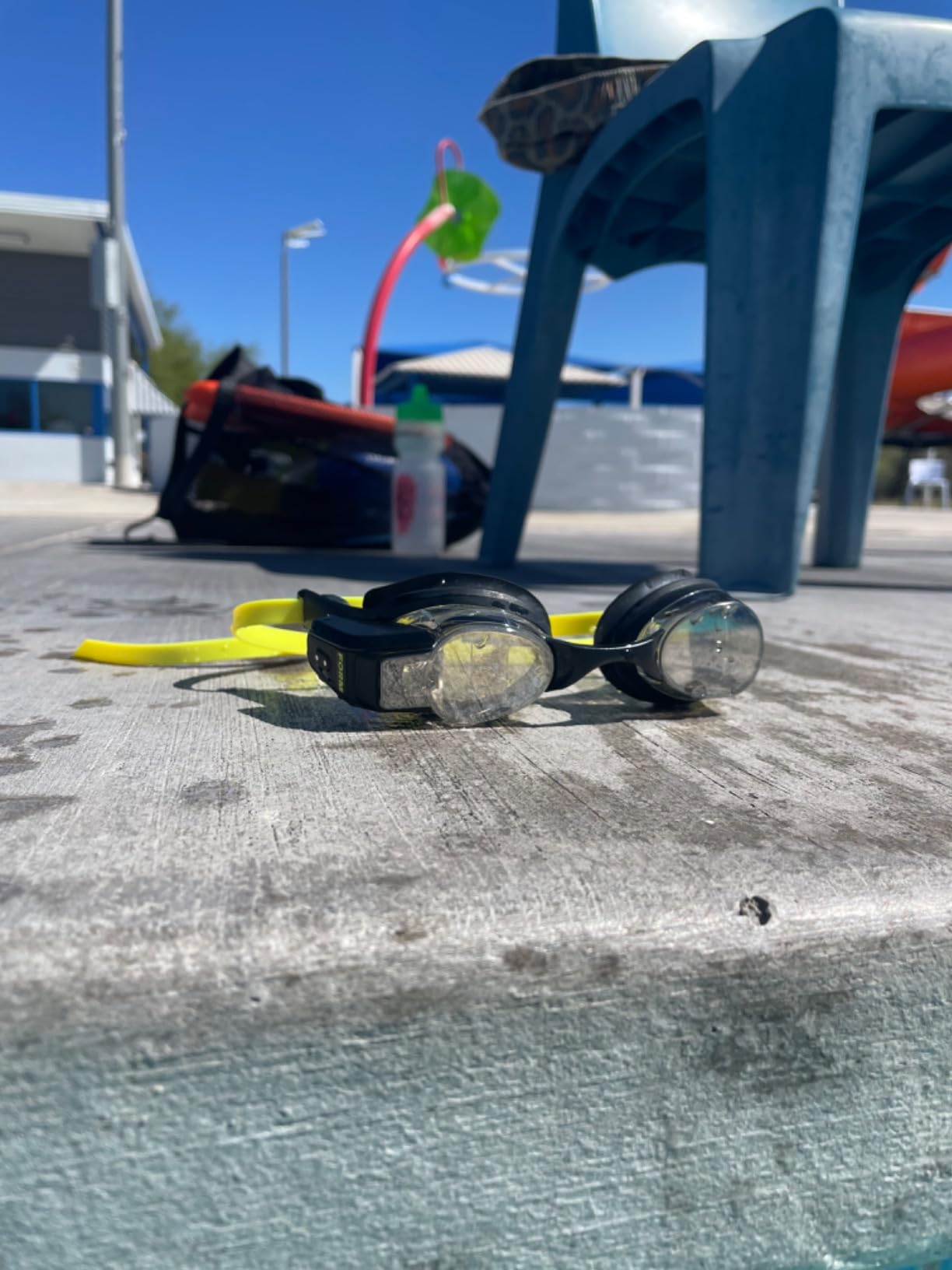 FORM Smart Swim 2 - Goggles with Real-Time Performance Display customer photo 2