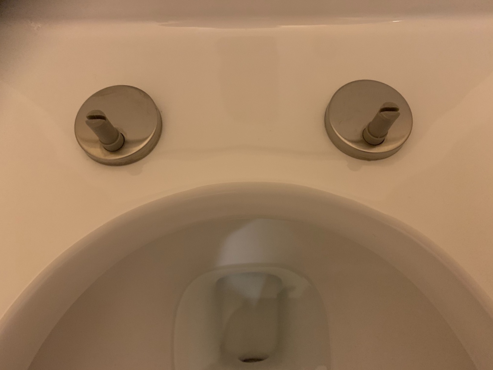 WOODBRIDGEE One Piece Toilet with Soft Closing Seat, Chair Height, 1.28 GPF Dual, Water Sensed, 1000 Gram MaP Flushing Score Toilet with Chrome Button, White, B0940-F-C customer photo 2