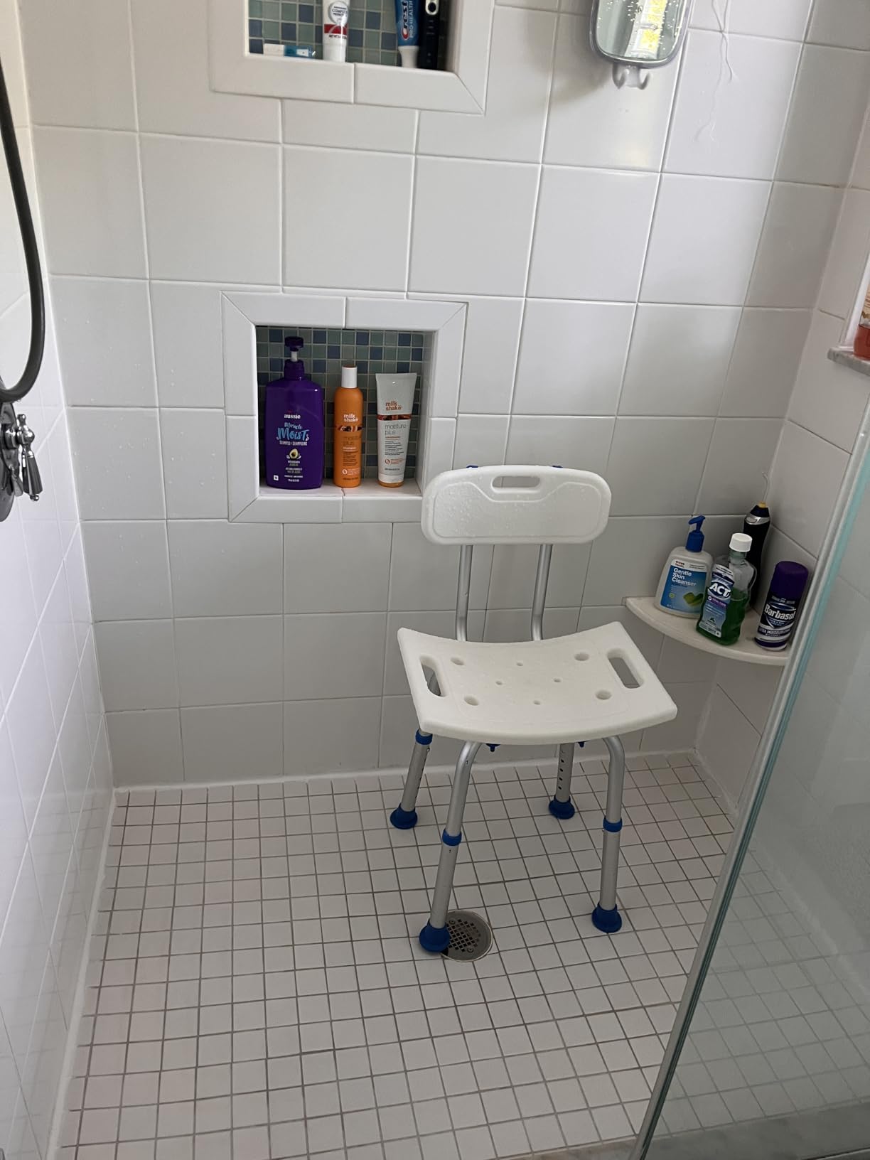 HOMLAND Shower Chair for Inside Shower with Removable Back, 400 lbs Heavy Duty Bath Seat for Bathtub, Safety Bath Stool for Seniors and Disabled, Aluminum Alloy Frame customer photo 2