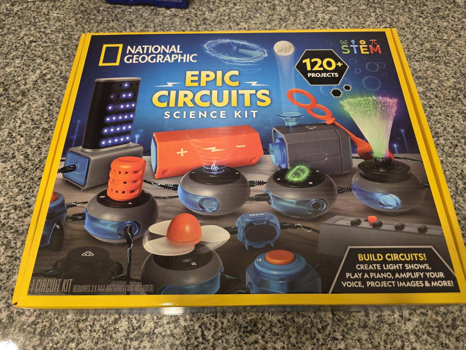National Geographic Circuit Kit for Kids with 120 Electrical Projects customer photo 1