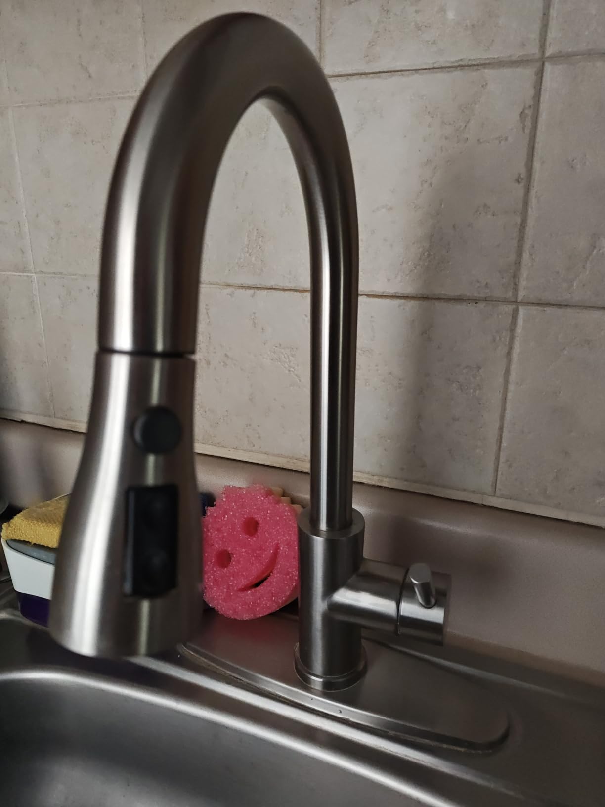 Arofa Touchless Kitchen Faucet, Motion Sensor Pull-Down, Matte Black | Touchless, Motion Sensor, Pull-Down Sprayer, Single Handle, Matte Black, Stainless Steel, Kitchen customer photo 1