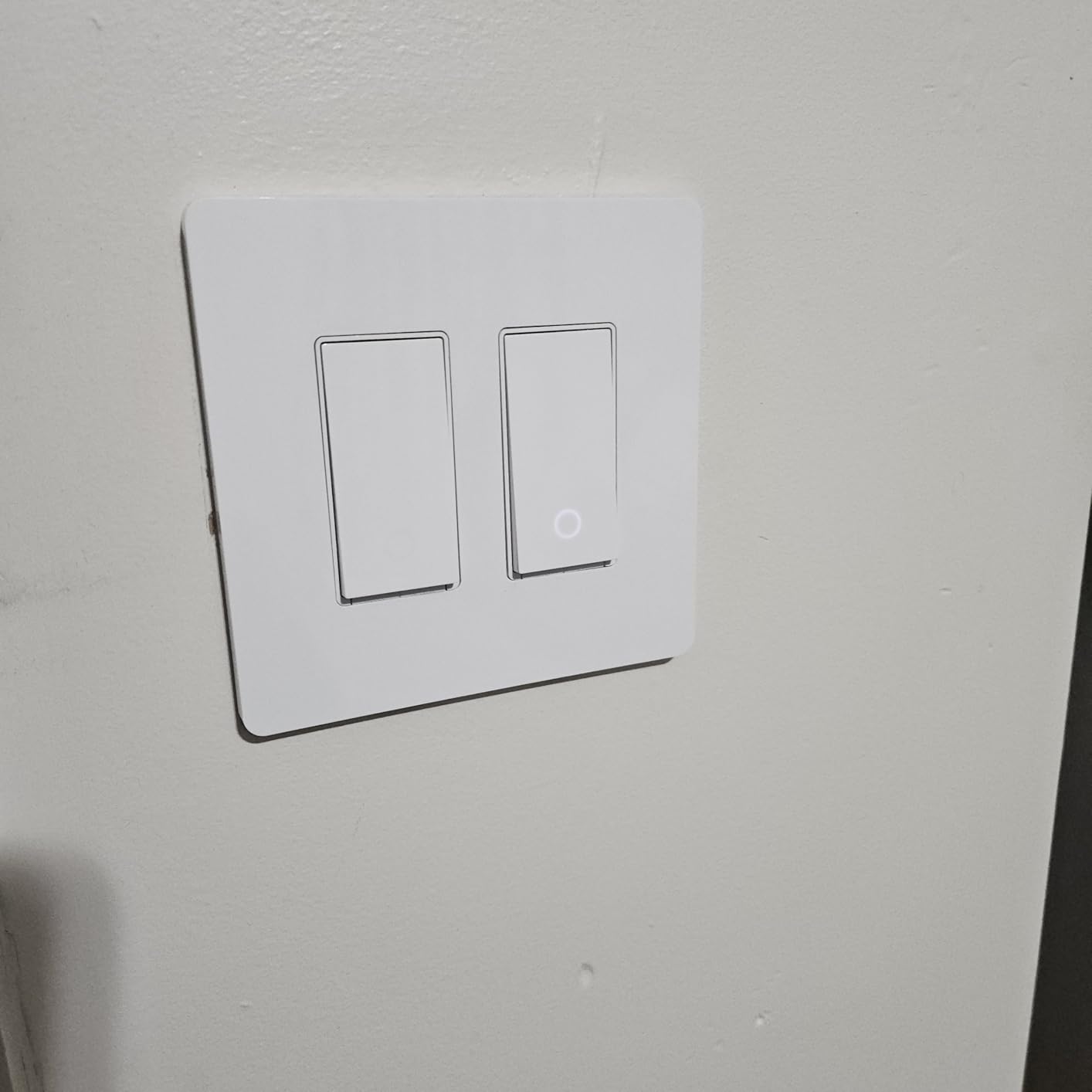 Kasa Smart Switch 2-Gang HS200-2, Single Pole, Need Neutral Wire, 2.4GHz Wi-Fi Works with Alexa and Google Home, UL Certified, No Hub Required, White customer photo 1
