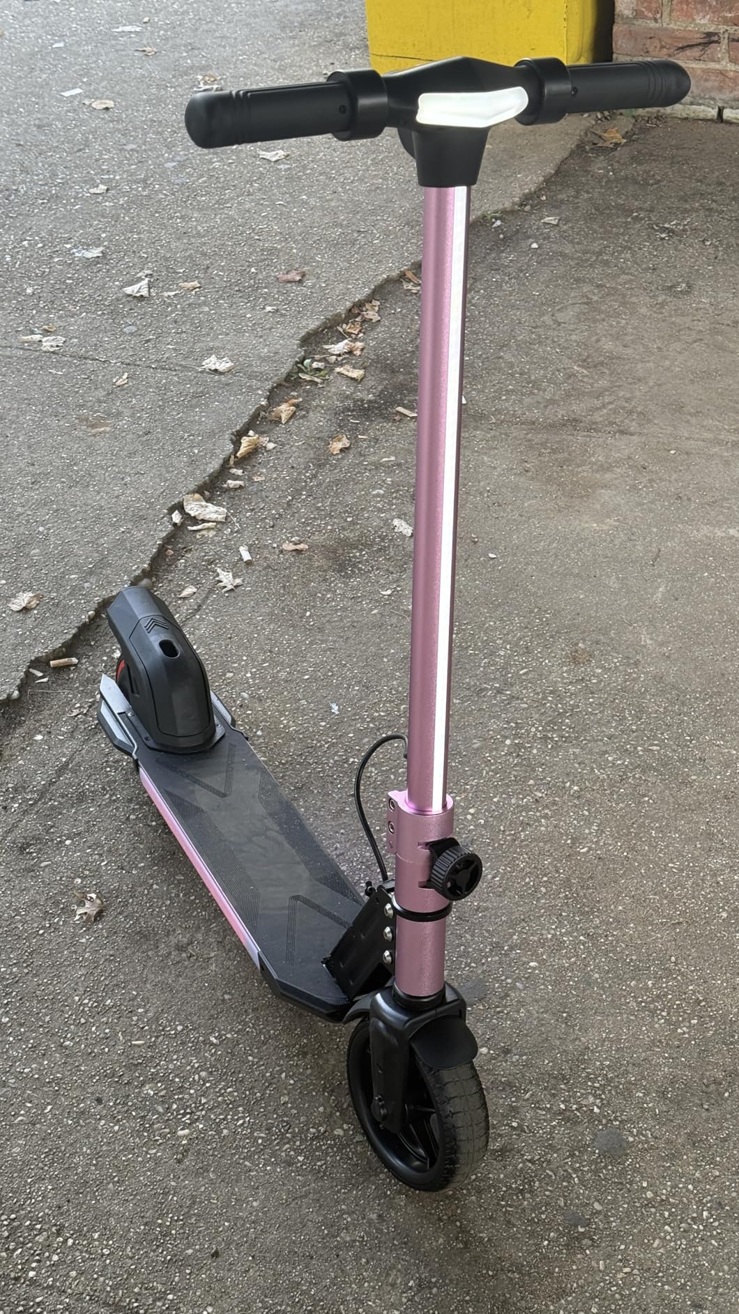 Foldable Electric Scooter for Kids, with Bright Front LED Lights, Shining Pedal, LED Display, Dual Brakes 200W Motor Kids Electric Scooter, UL2272 Certified customer photo 2