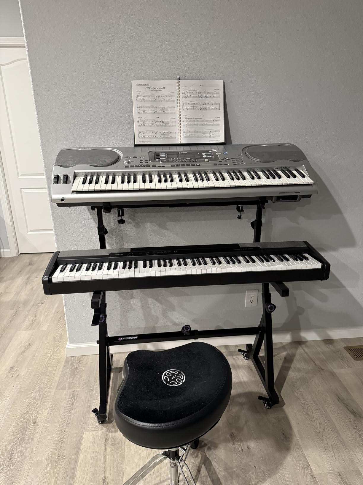 Liquid Stands Dual Piano Keyboard Stand w/ Wheels and 2nd Tier - Rolling Z Style Adjustable, Portable 2 Tier Heavy Duty Music Stand for Synths and Electric Digital Keyboards - Fits 54 61 88 Key Pianos customer photo 1