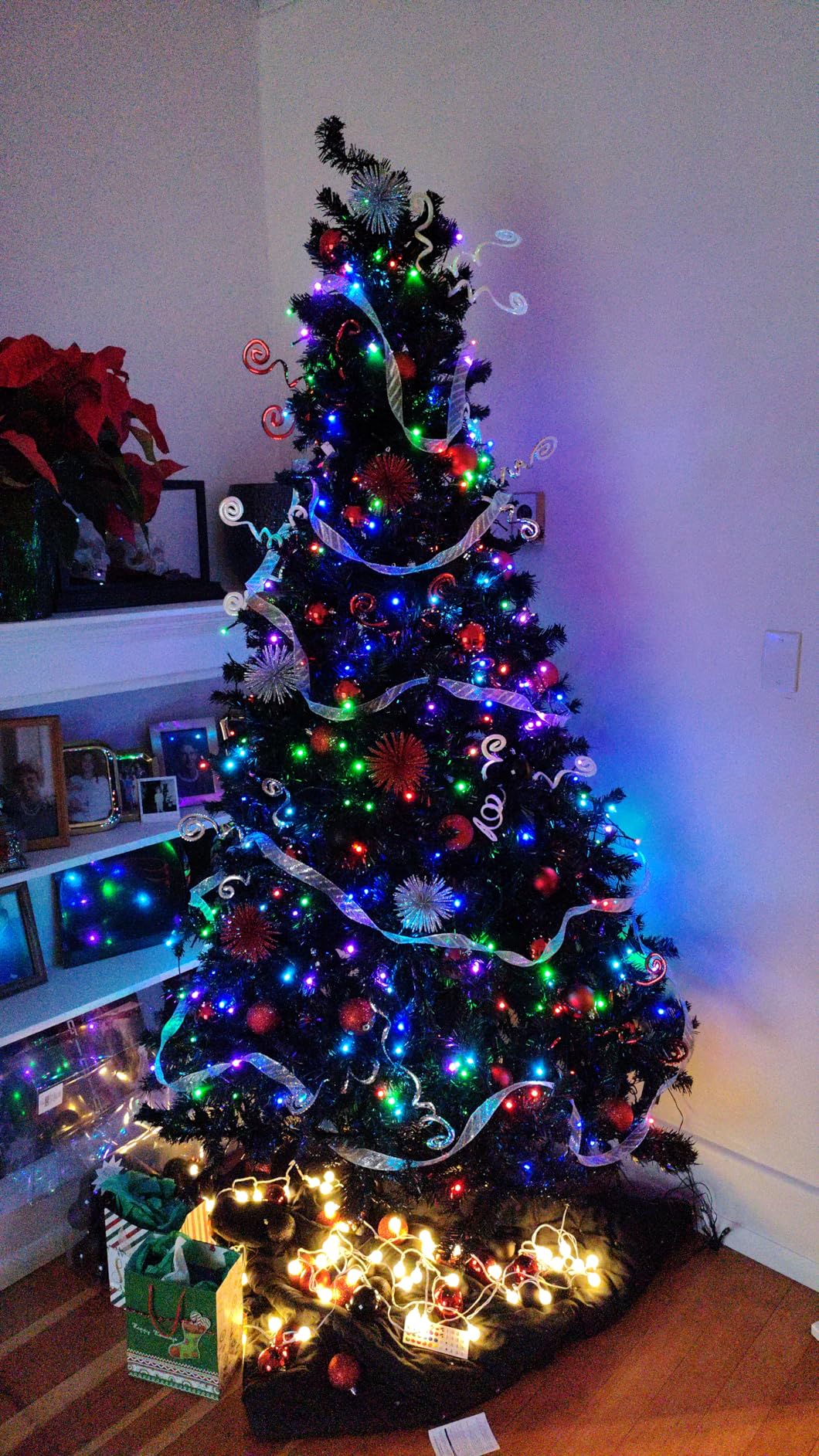 HOMCOM 8ft Snow Flocked Artificial Christmas Tree Hinged Xmas Tree Green | 2003 Tips, Foldable Metal Stand, Easy Assembly, for Home Office Holiday customer photo 1