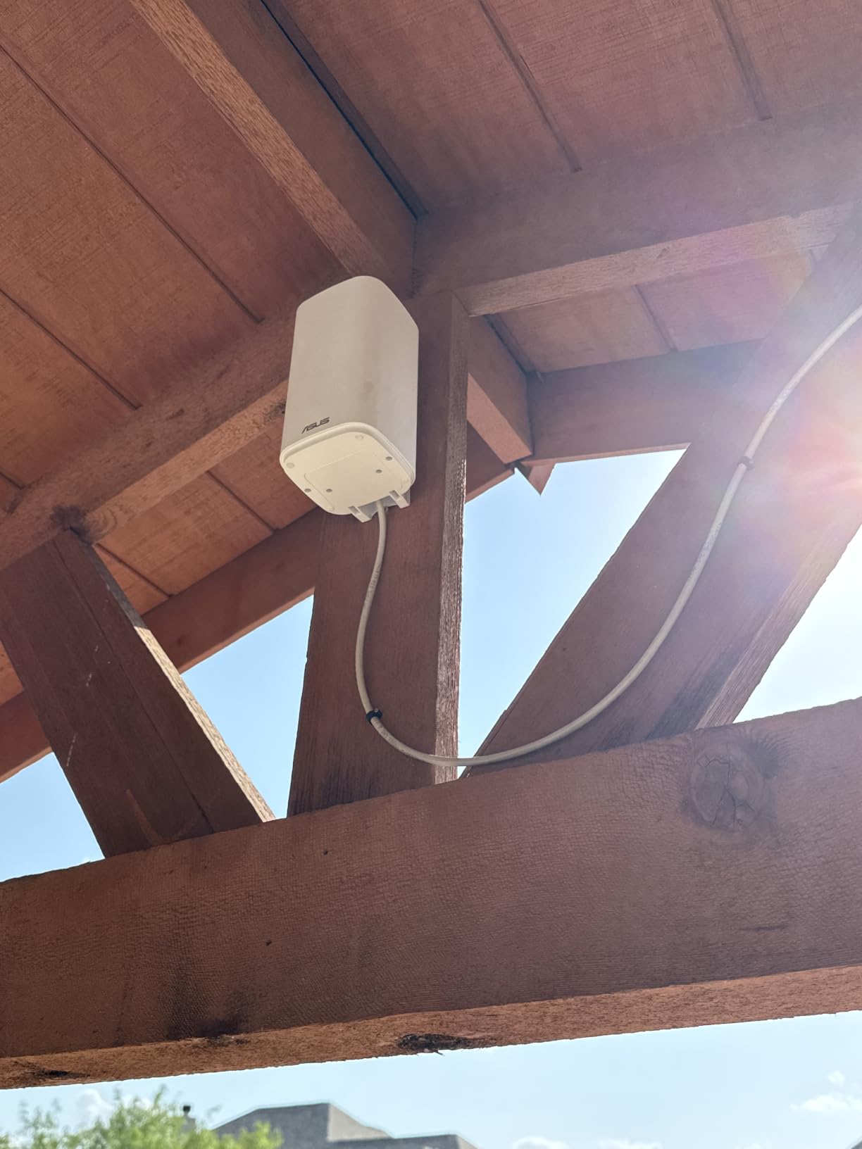 ASUS ZenWiFi BD5 Outdoor Dual-Band WiFi 7 Mesh, 5000 Mbps, Coverage up to 15,000 sq. ft. Outdoors (1pk), Dual 2.5G Ports, IP65, PoE+AC Powered, Wall and Pole Mount, VPNs customer photo 2