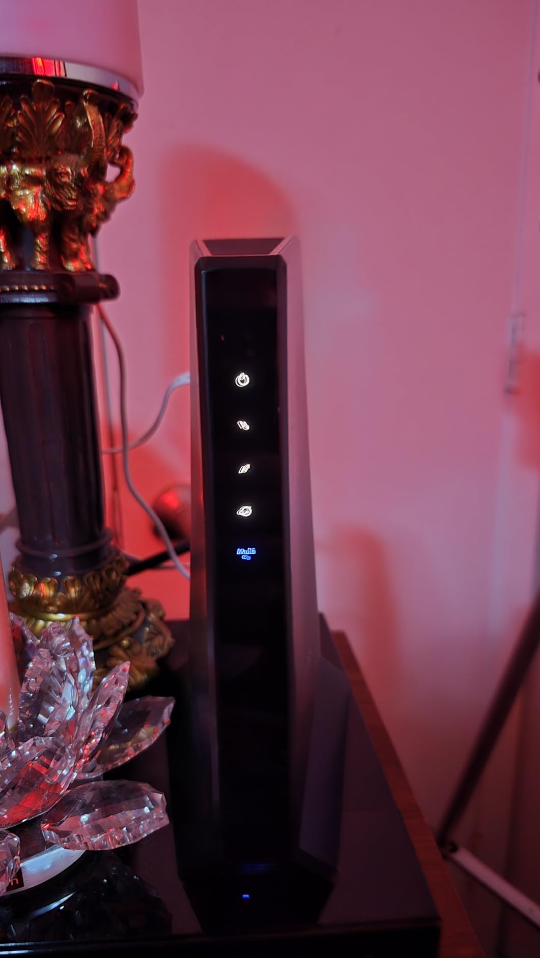 NETGEAR Nighthawk DOCSIS 3.1 Mid/High-Split Modem (CM3000-1AZNAS) - Approved for Today's Fastest Speeds - Works with All Providers, Incl. Xfinity, Spectrum, Cox - Plans up to 2.5Gbps customer photo 2
