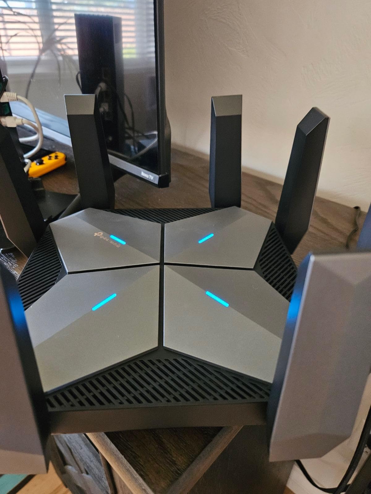 TP-Link Tri-Band AXE5400 Wi-Fi 6E Gaming Router Archer GXE75 | 6-Stream 5.4 Gbps | 1×2.5G + 4×1G Ports, USB 3.0 | Exclusive Acceleration, Gaming Port & Panel, RGB Lighting | EasyMesh, HomeShield customer photo 2