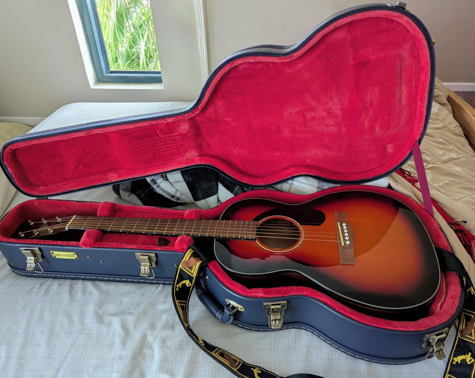 Crossrock Relief Series Dreadnought Guitar Case for Gibson J-45 / Martin D-Style | Carved Red Wood Finish, Ivory Plush Interior, Lock - Premium Wooden Hardshell customer photo 1