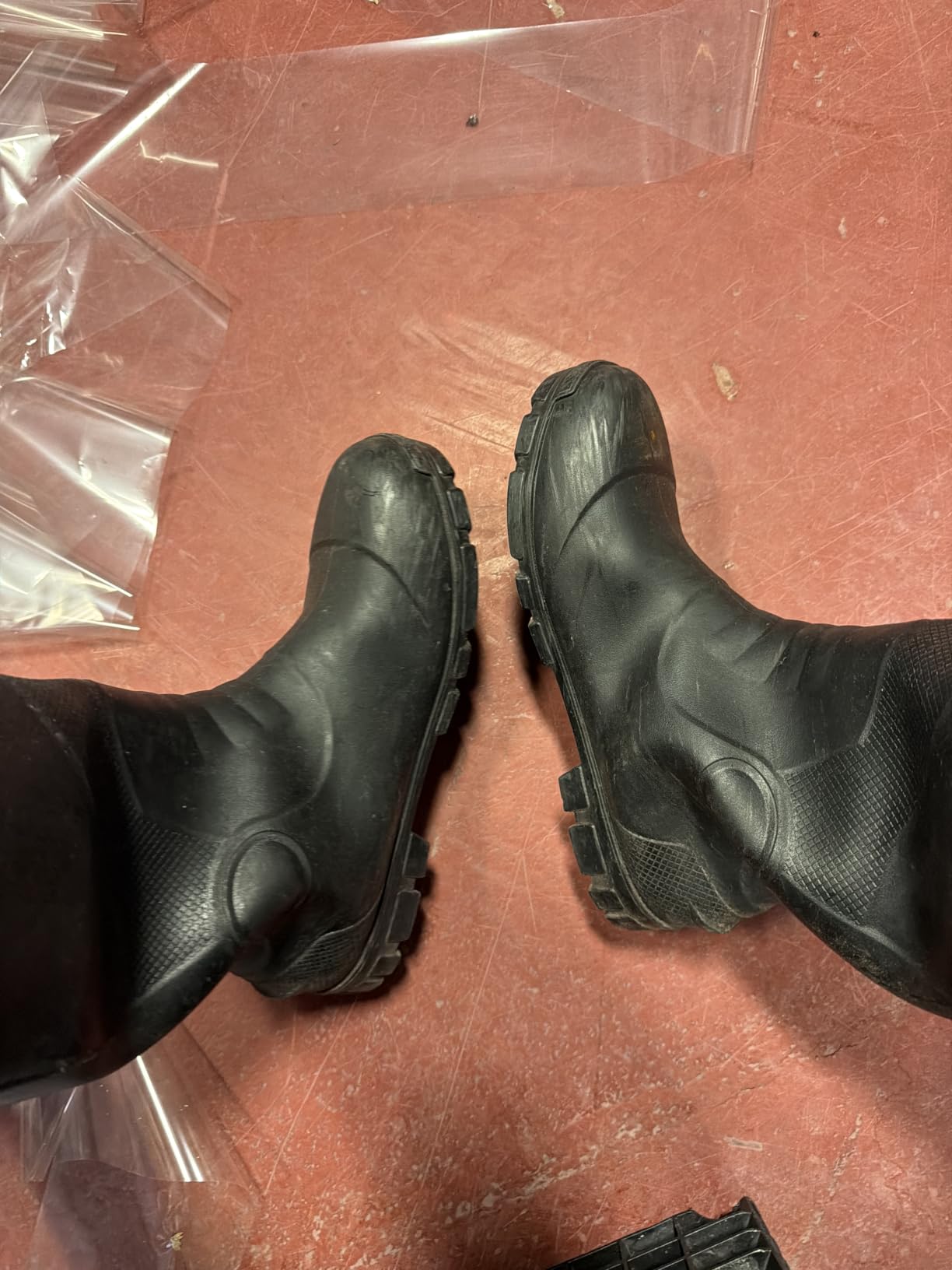 Showave Steel Toe Rubber Work Boots for Men Waterproof Rain Boots customer photo 2