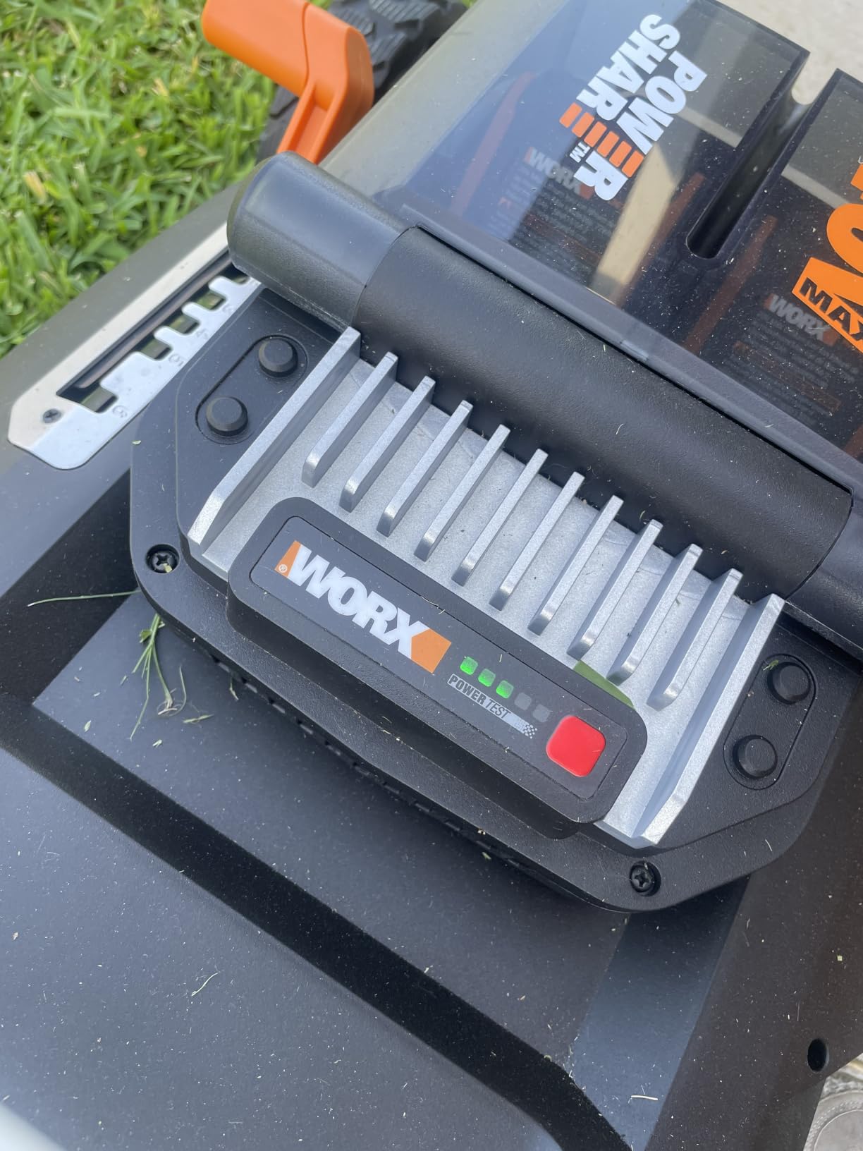 Worx Cordless Lawn Mower, 40V 17