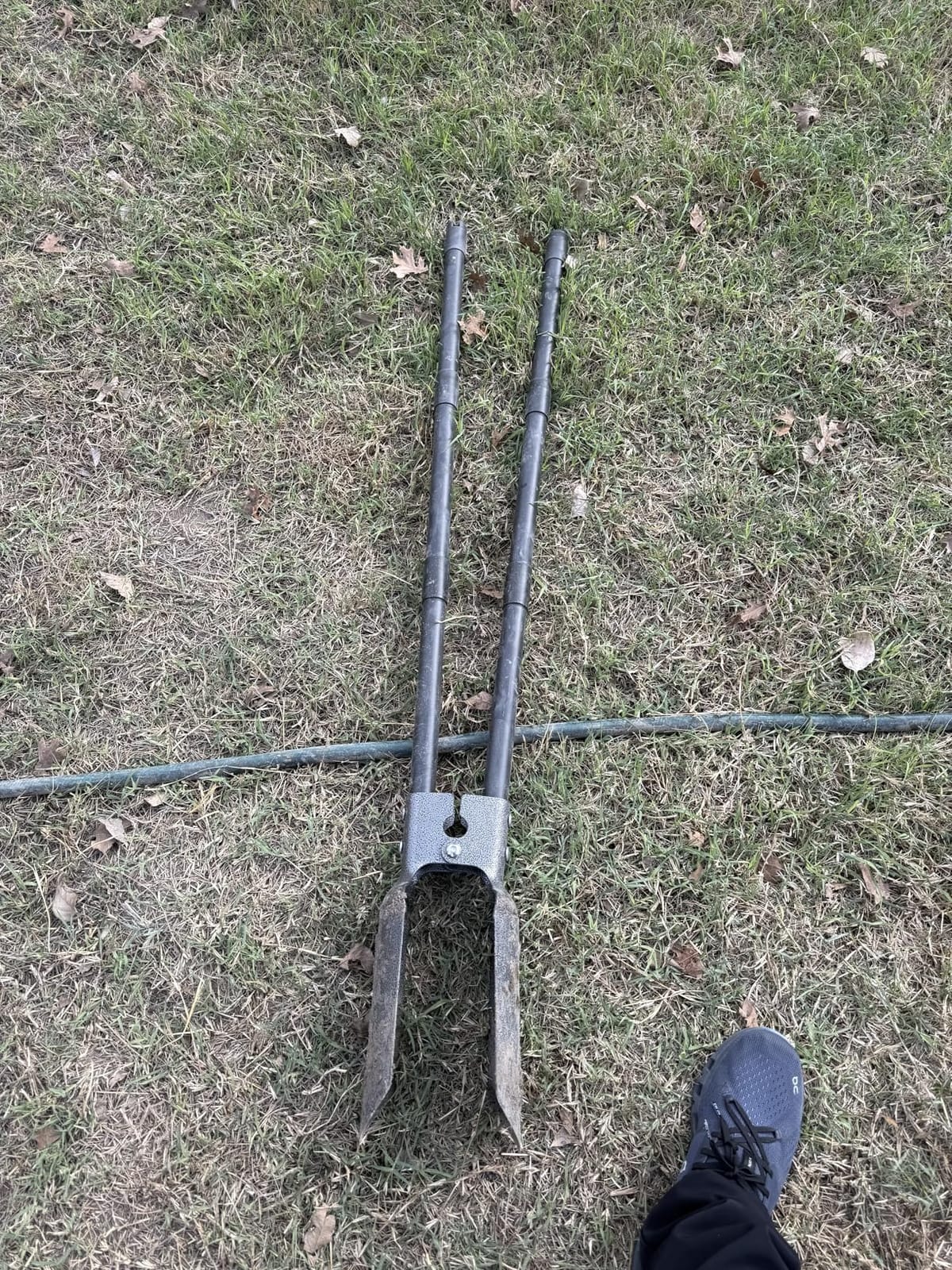 Post Hole Digger Tool, Heavy Duty Post Hole Digger with 55 Inch Handle, Dual Sharp Blades for Soil Plugging, Digging, Cultivating, Weeding, Manual Post Hole Digging Tool Garden Shovel customer photo 2