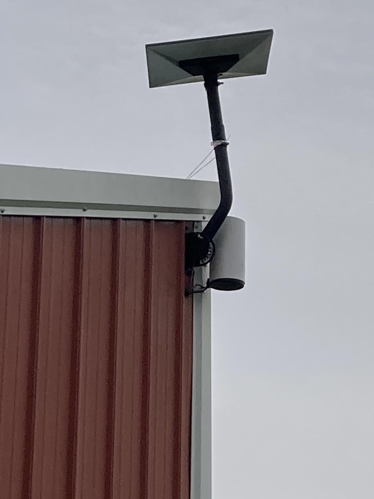 TP-Link Deco X20-OUTDOOR AX1800 Dual-Band Wi-Fi 6 Outdoor Mesh WiFi Extender Unit | Up to 2,200 sq.ft | 2 Gigabit PoE+ Ports, Waterproof | HomeShield | 3 Mounting Options | Secure by Design, 1-Pack customer photo 1