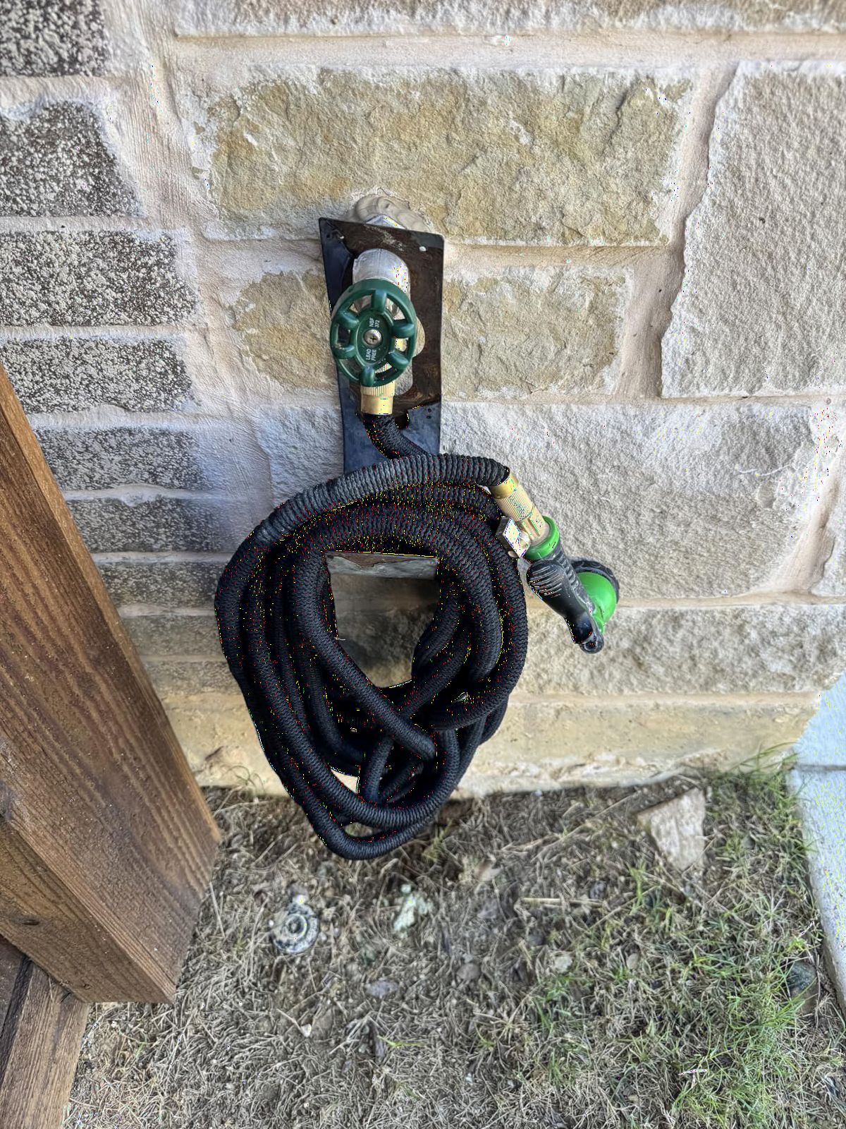 Flexi Hose Expandable Garden Hose with 8 Function Nozzle, 50FT - Lightweight Retractable Garden Hose, Water Hose - No-Kink Flexibility, 3/4 Inch Solid Brass Fittings and Double Latex Core customer photo 2