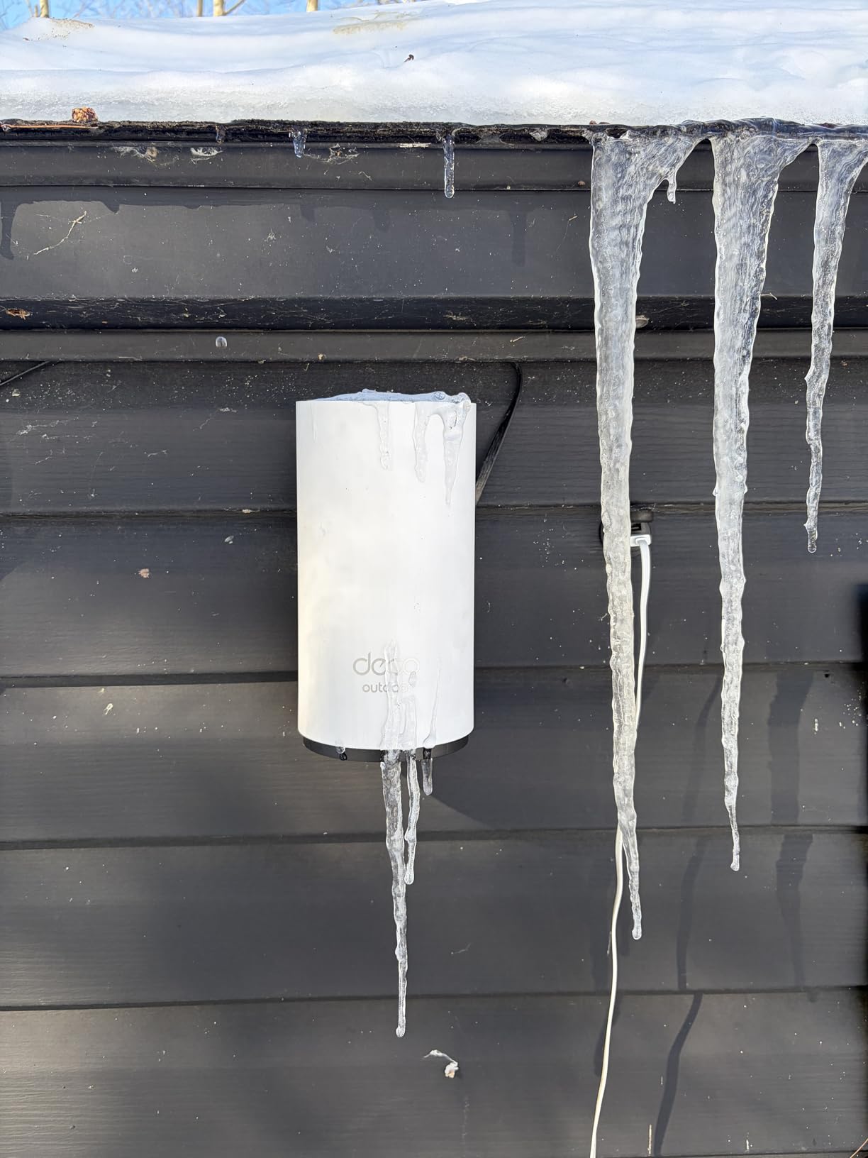 Deco 7 Outdoor BE5000 Dual-Band Wi-Fi 7 Mesh Extender, Dual 2.5G PoE+ Ports | Up to 2,800 sq. ft., IP65 Waterproof, MLO, Multiple Mounting Options, Secure by Design (BE25-Outdoor 1-Pack) customer photo 1