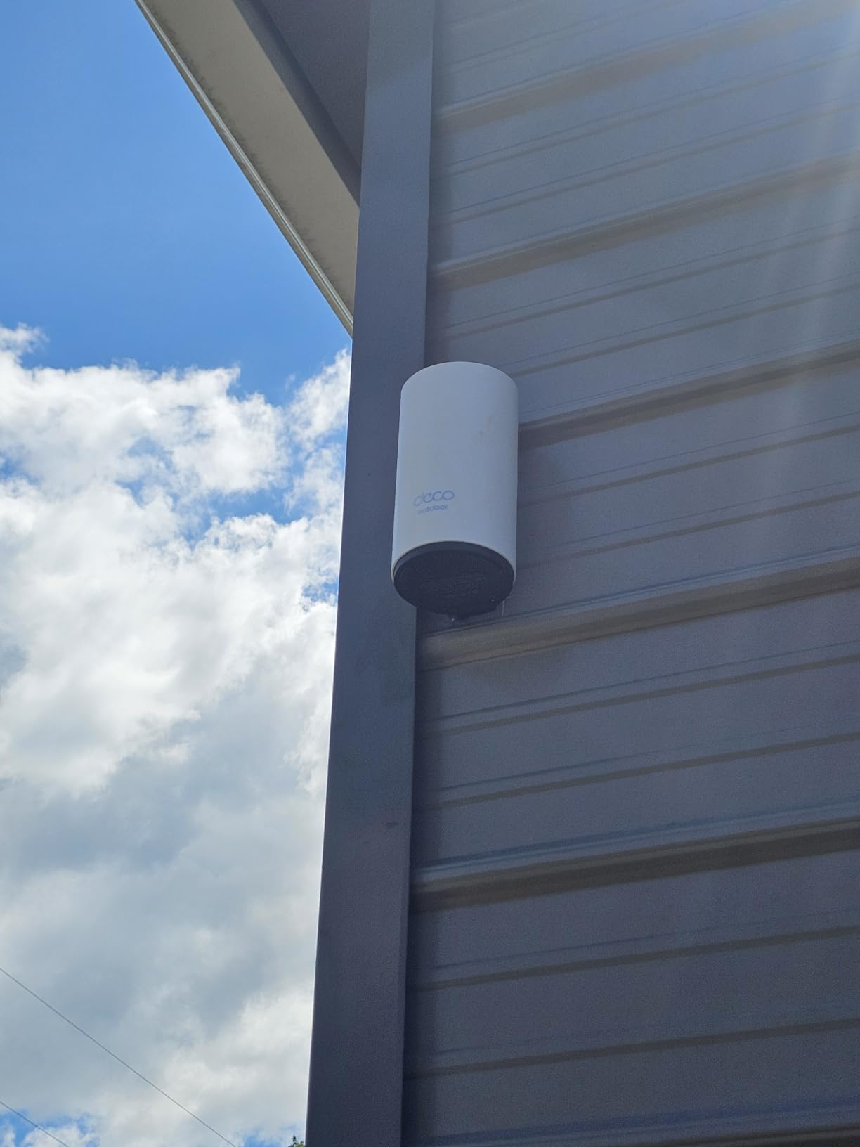 Deco 7 Outdoor BE5000 Dual-Band Wi-Fi 7 Mesh Extender, Dual 2.5G PoE+ Ports | Up to 2,800 sq. ft., IP65 Waterproof, MLO, Multiple Mounting Options, Secure by Design (BE25-Outdoor 1-Pack) customer photo 2