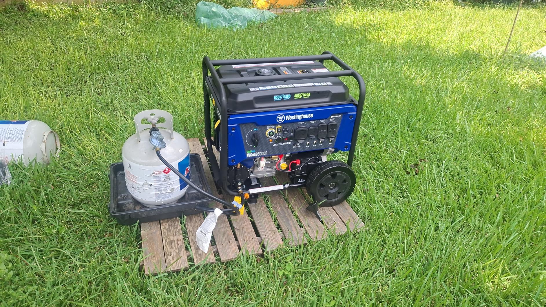 Westinghouse 12500 Peak Watt EFI Dual Fuel Home Backup Portable Generator, Remote Electric Start, Transfer Switch Ready, Gas and Propane Powered, CO Sensor, CARB Compliant customer photo 2