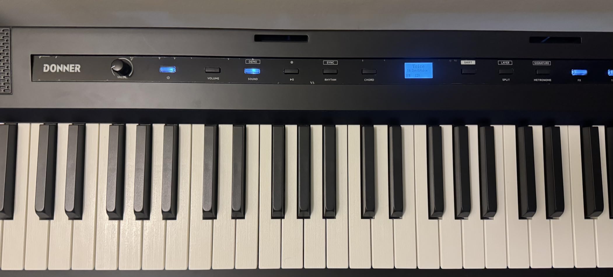 Donner DEP-16A Beginner Digital Piano 88 Key Full Size Weighted Keyboard, Portable Electric Piano with 3-Pedal Unit customer photo 1