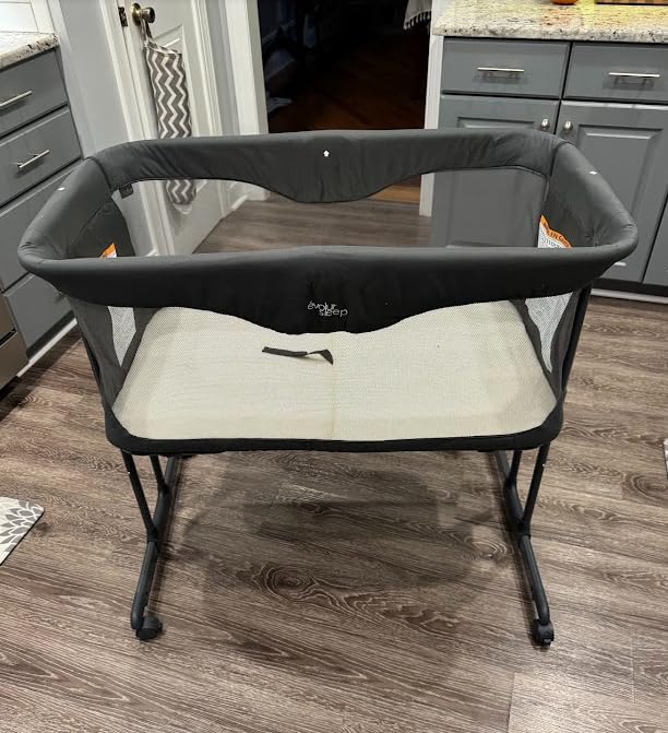 Evolur Kinsley Bedside Bassinet, Quick Fold Portable Baby Crib - Dark Gray customer photo 1