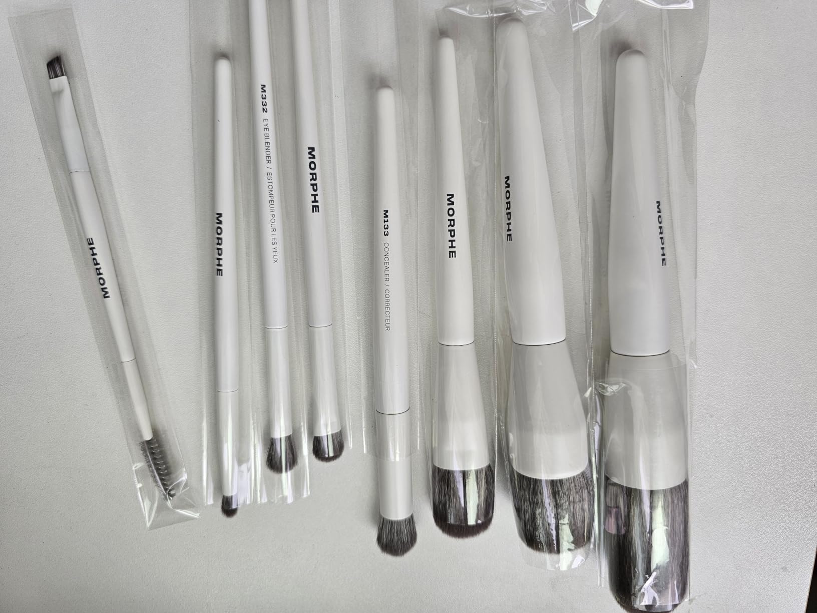 Morphe Best of Blends 8 Piece Makeup Brush Set - Face and Eye Makeup Brushes for Foundation, Concealer, Powder, Blush, Eyeshadow & Brows - Professional Brush Kit (8 ct) customer photo 1