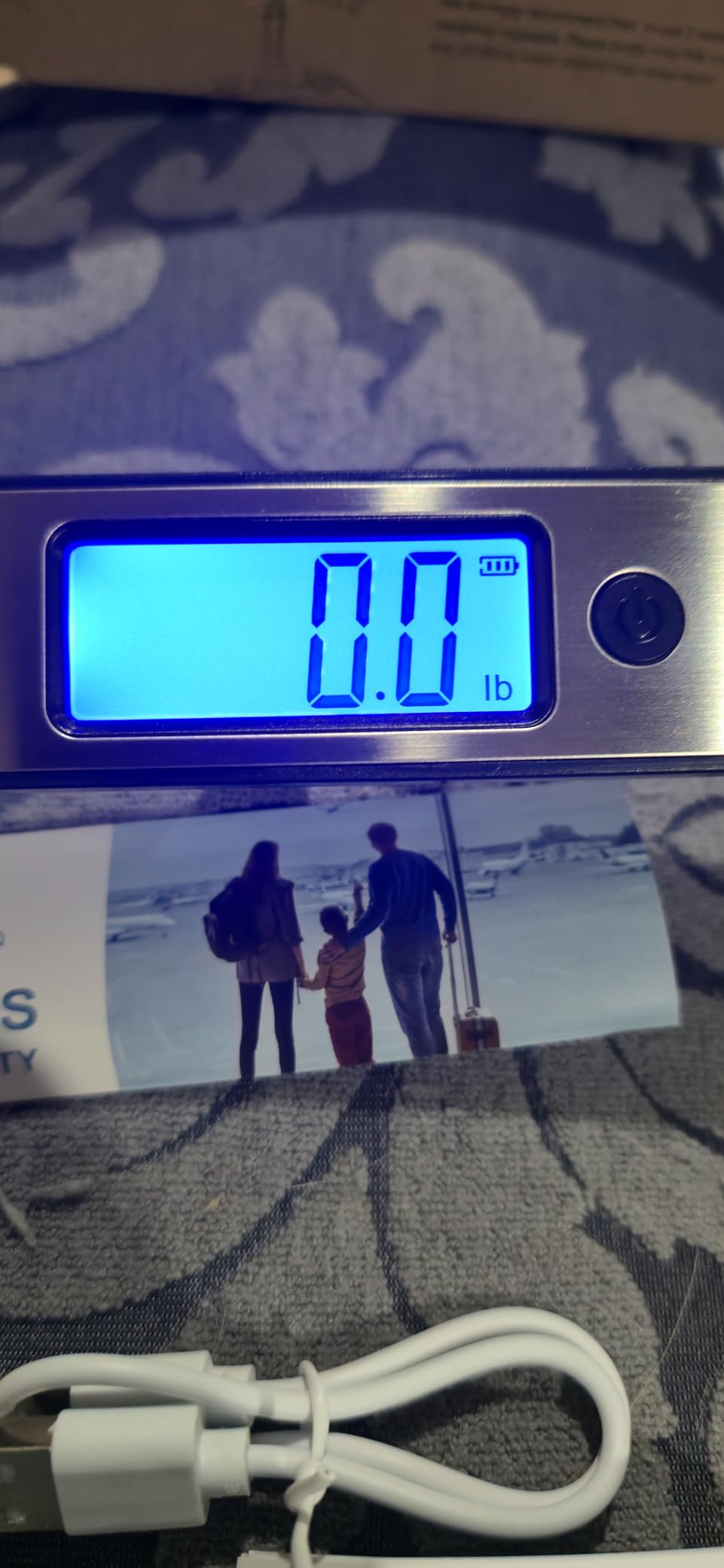 travel inspira Rechargeable Luggage Scale 110lb/50kg - Large Backlit Display - Stainless Steel - Portable Digital Hanging Scale for Suitcases, Bags, Packages (USB-C Charging Included) customer photo 1