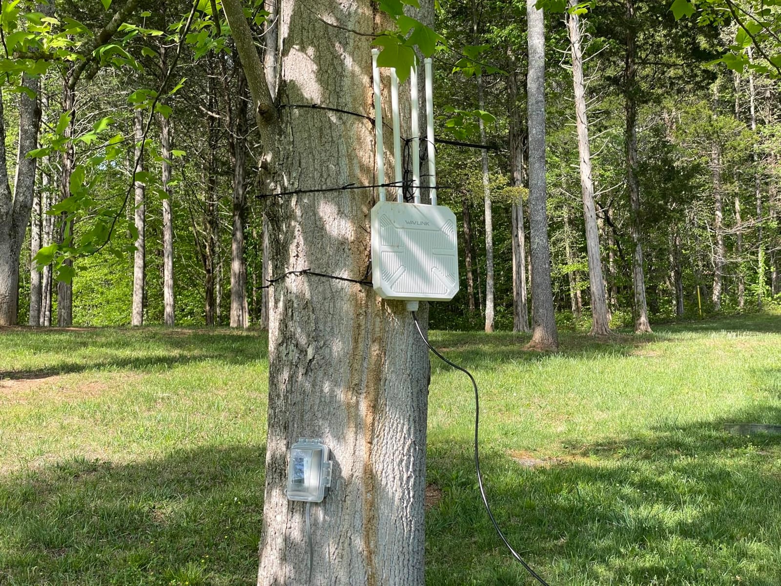 WAVLINK WiFi 7 BE5100 Outdoor WiFi Extender | Dual Band WiFi Repeater, AP, Mesh Router, POE Powered, IP67 Waterproof, 4 x 8dBi Antennas, 2.5 Gbps Ethernet, Up to 2800 sq.ft customer photo 1