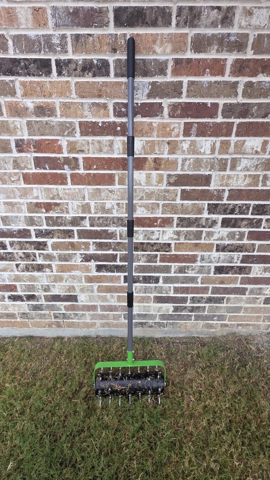 Manual Lawn Aerator Roller Tool, Heavy-Duty Rolling Lawn Aerator, 42 Pre-Attached Steel Spikes, 57 Inch Adjustable Height, Fillable Weighted Drum, 2 Inch Soil Penetrator for Lawn, Garden & Yard Care customer photo 1
