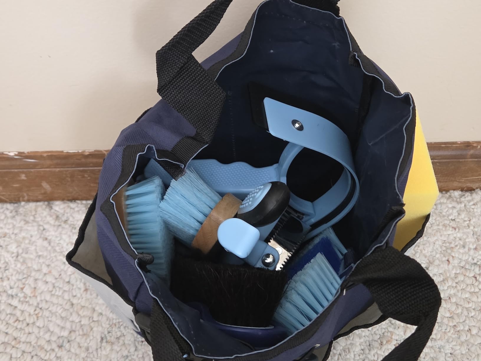 Horse Grooming Kit, 14-in-1 Professional Horse Brush Supplies Set with Horse Brushes, Curry Comb, Hoof Pick & Waterproof Storage Tote Bag (Blue) customer photo 1
