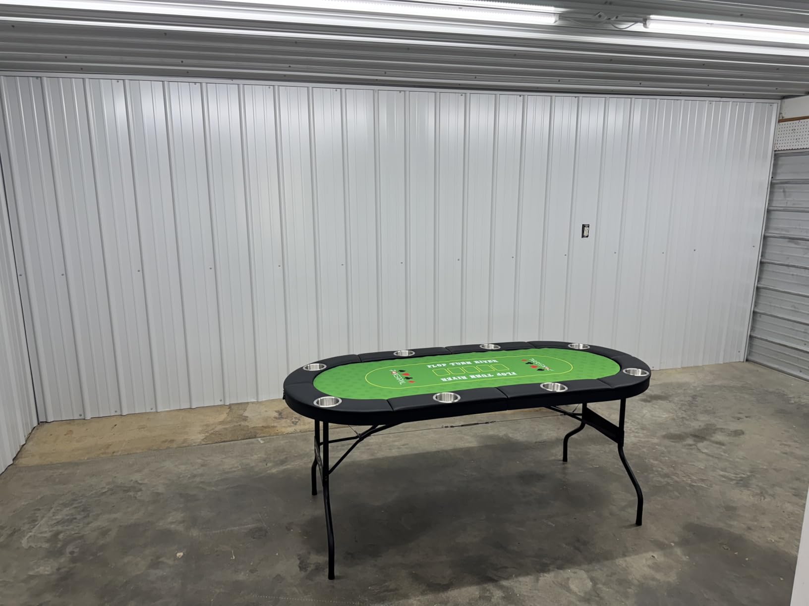 8 Player Poker Table with 2 Interchangeable Game mats, Texas Hold'em and Blackjack, Collapsible Casino Table with Padded Rails and XXL Cup Holders for Wine and Whiskey Glasses, (71 in) - Burgundy customer photo 2