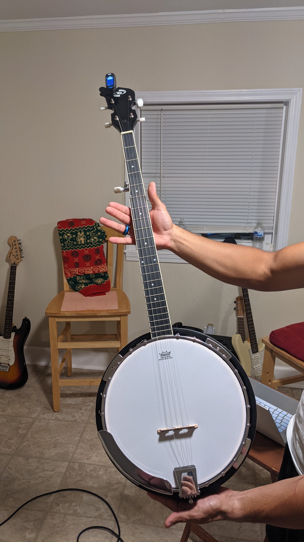 Pyle 5 String Resonator Banjo - Full Size 24 Bracket, Geared 5th Tuner Professional Instrument w/Remo Drum & Hardwood Back customer photo 1