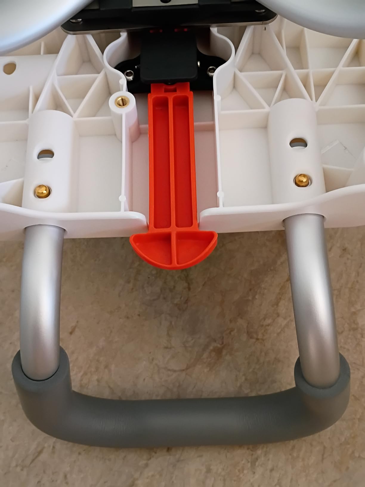 KingPavonini 360° Swivel Shower Chair for Inside Shower, 550 LB Heavy Duty | Stable Flat Tube Frame, Shower Chair for Elderly and Disabled, 360° Swivel with 90° Lock, M-Shaped Anti-Slip Seat, Tool-Free customer photo 2