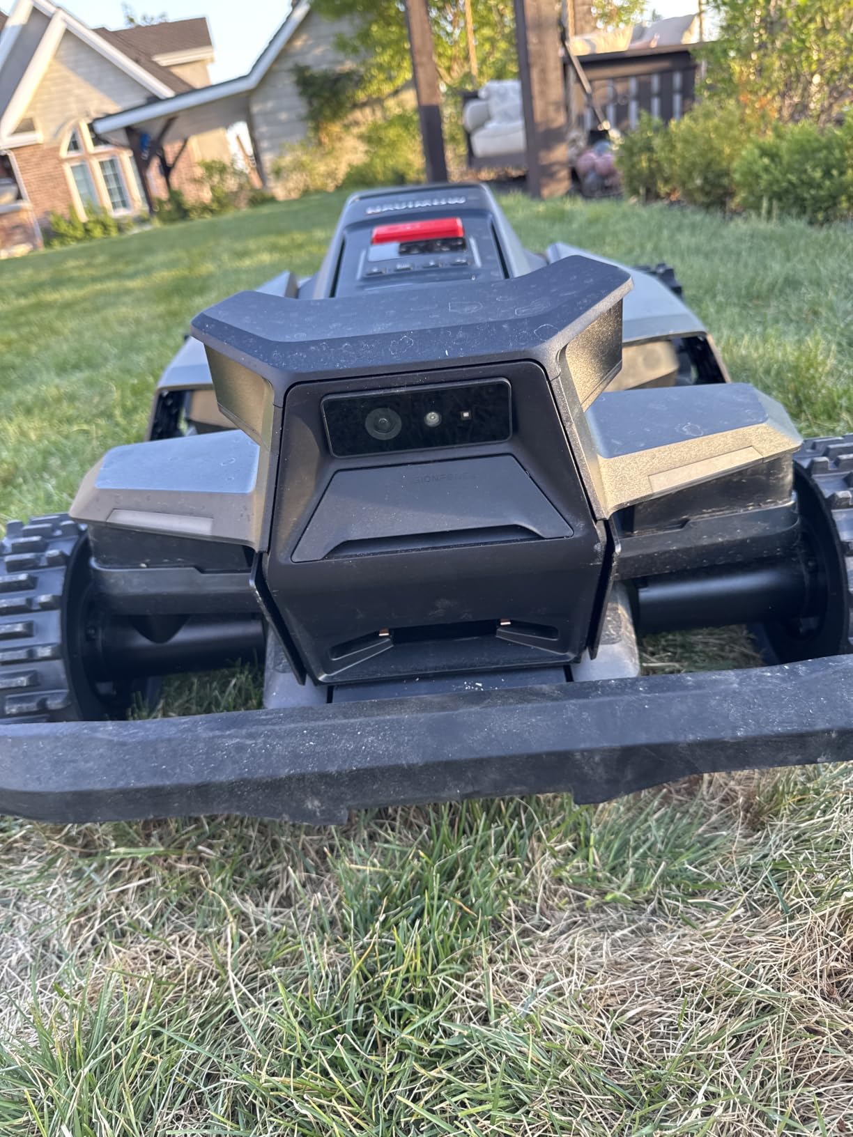 Segway Navimow i206 AWD Robot Lawn Mower, New i105N, 0.15 Acre, 45% Slopes | Perimeter Wire-Free Setup, NRTK-Vision Auto Mapping, Zero-Turn Steering, 2–3.6-Inch Cutting Height, 20-Zone App Control customer photo 1