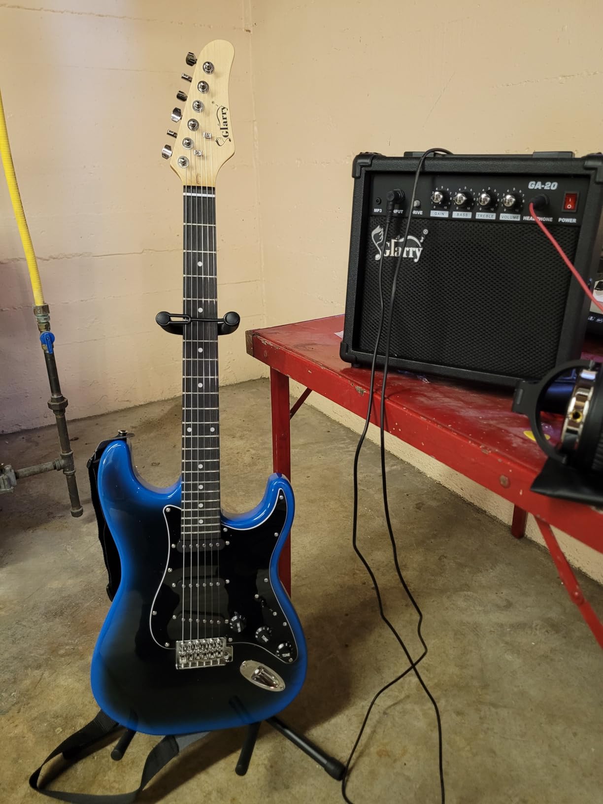 GLARRY Full Size Electric Guitar for Music Lover Beginner with 20W Amp and Accessories Pack Guitar Bag (BLACK & BLUE, 39